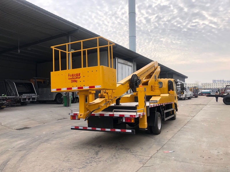 國六五十鈴黃牌22米高空作業(yè)車