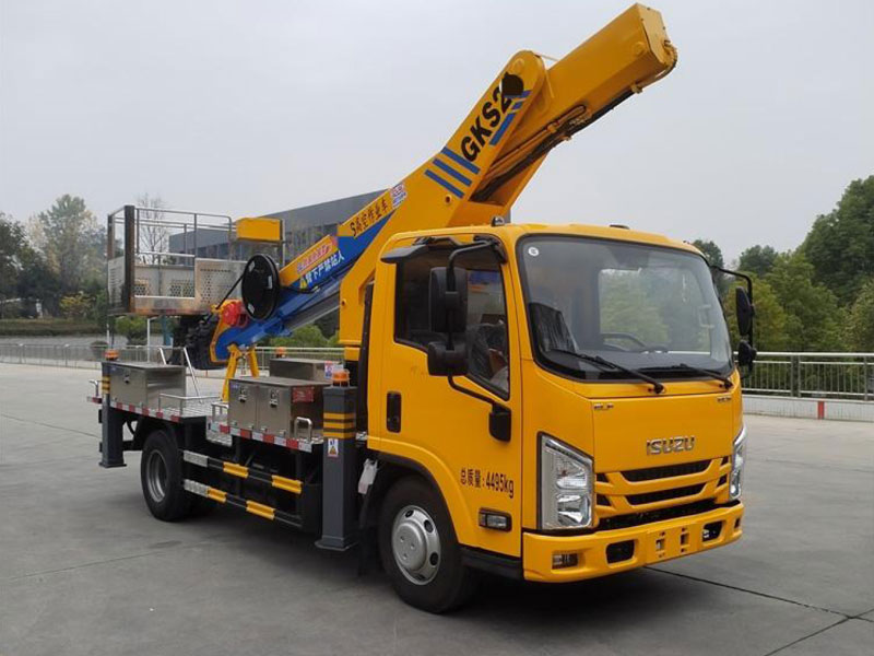 國六五十鈴藍(lán)牌23米直臂伸縮式高空作業(yè)車