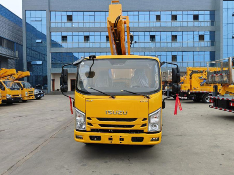 國六五十鈴藍(lán)牌23米直臂伸縮式高空作業(yè)車