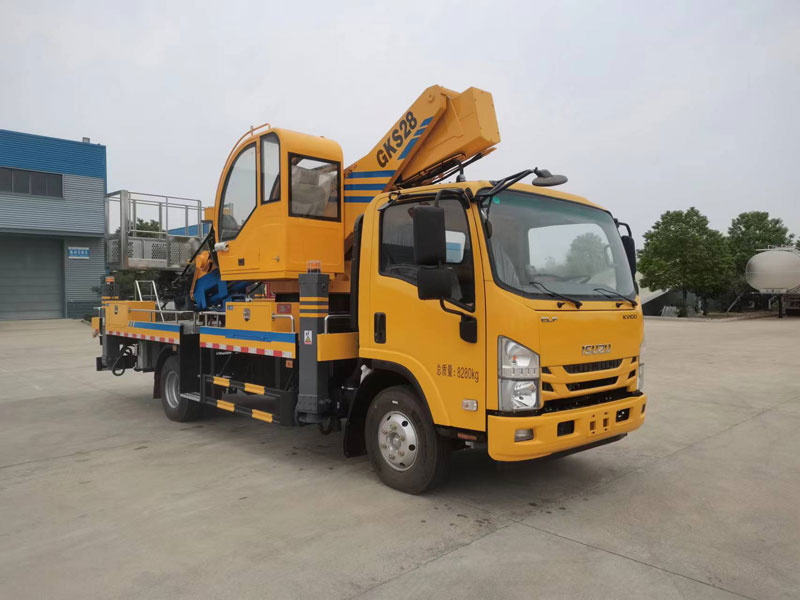 國六慶鈴五十鈴26米伸縮臂高空作業(yè)車