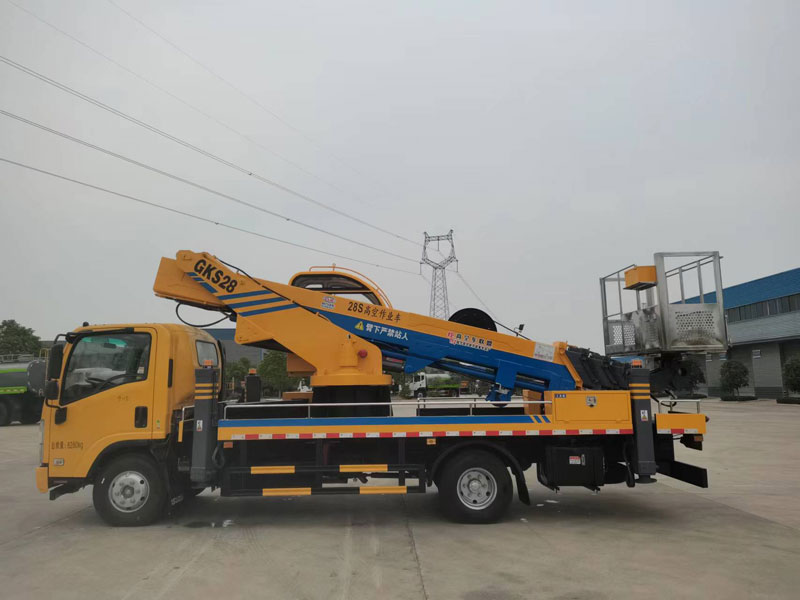 國六慶鈴五十鈴26米伸縮臂高空作業(yè)車