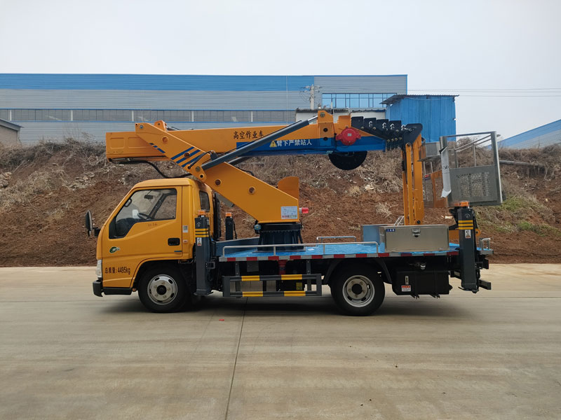 國(guó)六藍(lán)牌直臂帶飛臂28米高空作業(yè)車