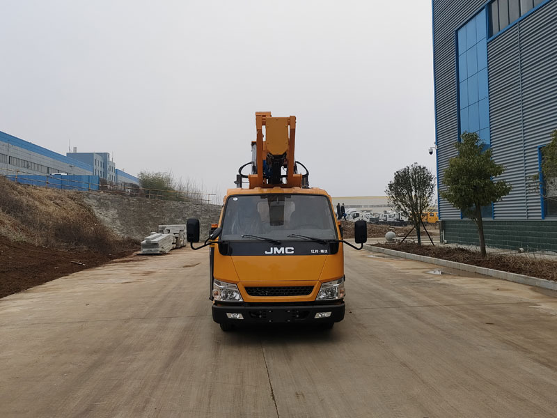 國(guó)六藍(lán)牌直臂帶飛臂28米高空作業(yè)車