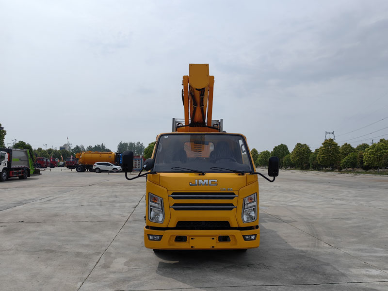 國六江鈴30米伸縮臂式高空作業(yè)車