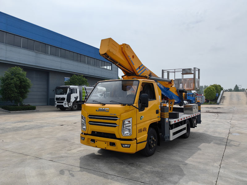 國六江鈴30米伸縮臂式高空作業(yè)車