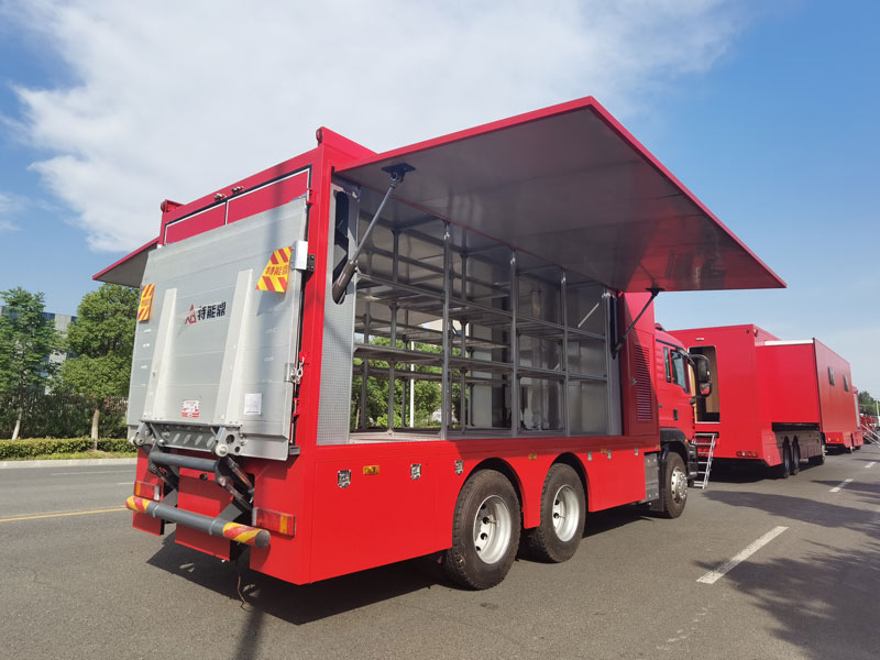 汕德卡CLW5260XZBZ6型裝備車