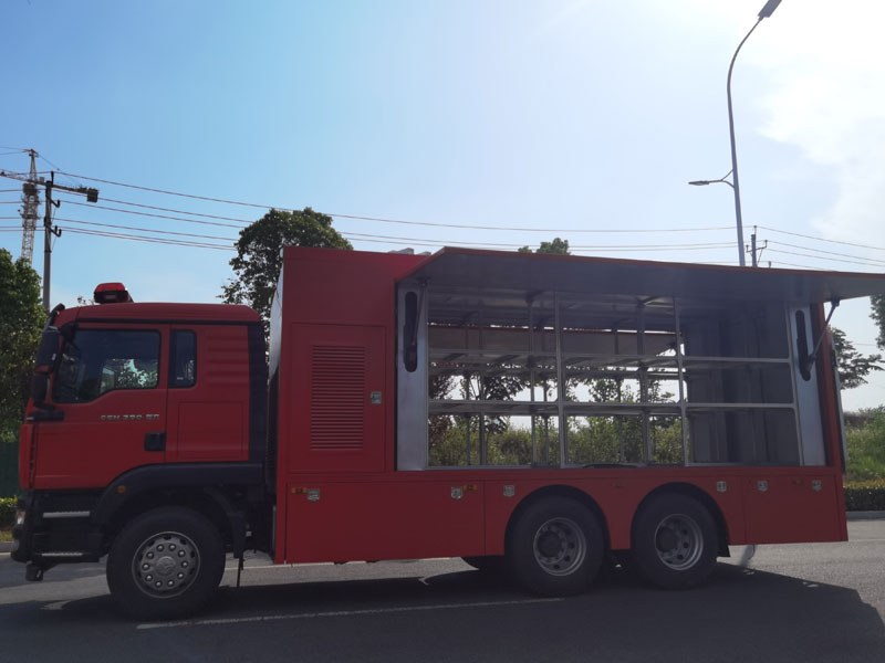 汕德卡CLW5260XZBZ6型裝備車