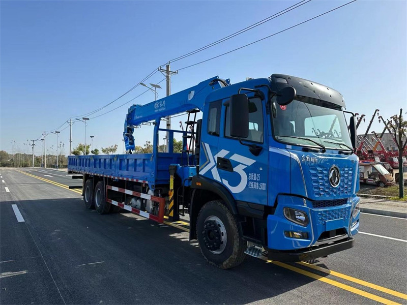 東風(fēng)暢行X3后八輪隨車吊新品上市