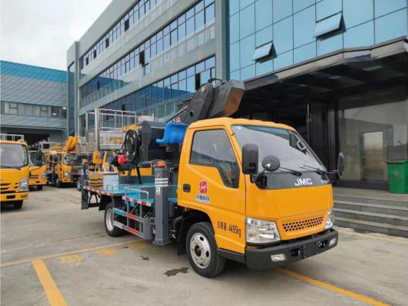 國六江鈴順威藍牌28米直臂伸縮式高空作業(yè)車