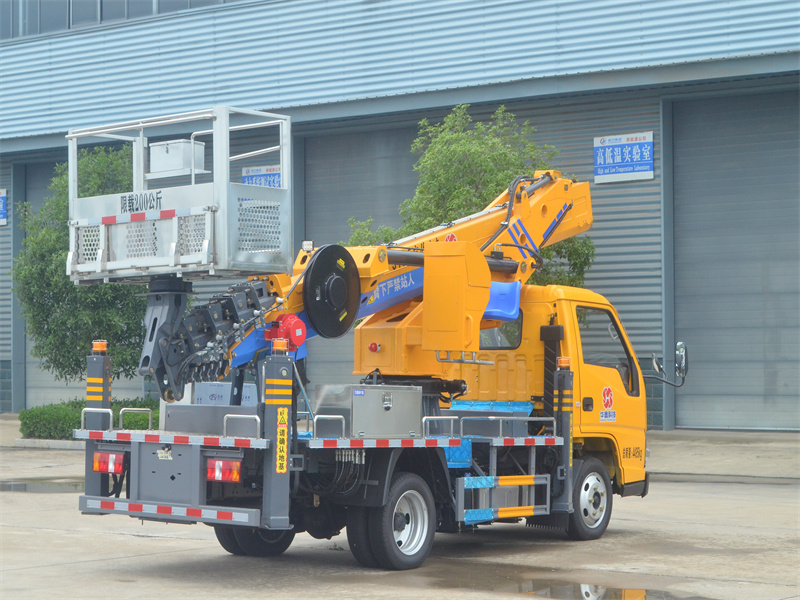 江鈴順威國六藍牌31米直臂伸縮式高空車高空作業(yè)得力助手
