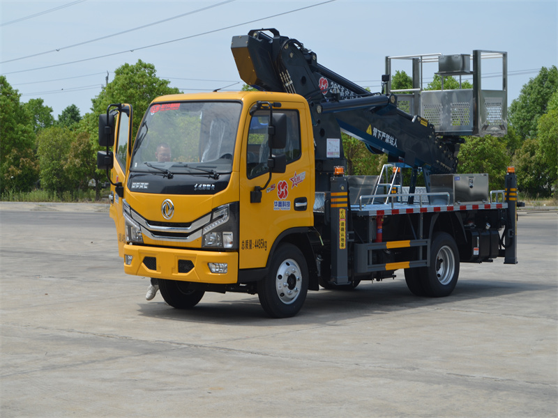 東風(fēng)多利卡國六藍牌28米直臂伸縮式高空作業(yè)車性能強