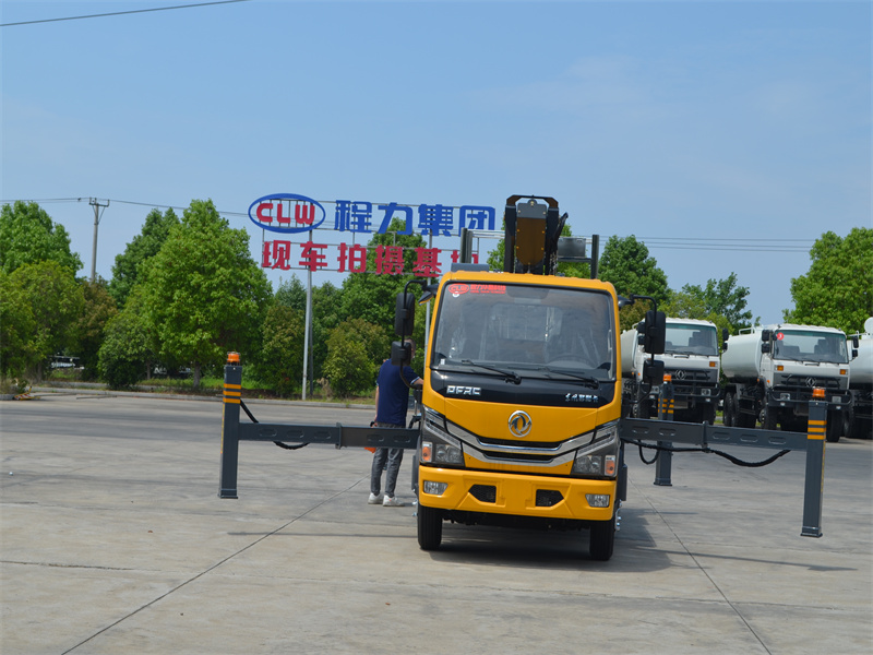 東風(fēng)多利卡國六藍牌28米直臂伸縮式高空作業(yè)車性能強