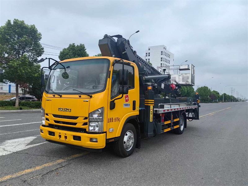 慶鈴鈴咖36米直臂高空作業(yè)車(chē)云內(nèi)150馬力發(fā)動(dòng)機(jī)動(dòng)力強(qiáng)勁