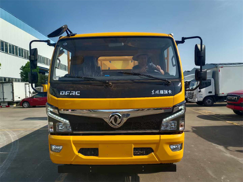 東風(fēng)福瑞卡防撞緩沖車配置及價格