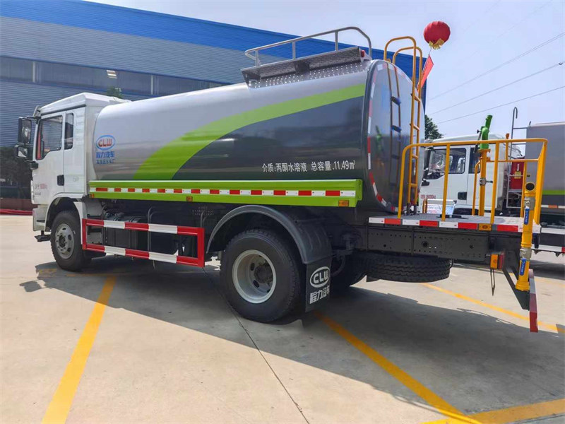 德龍綠化噴灑車廠家直銷源頭出售