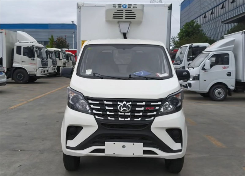 長安新星卡后單輪冷藏車