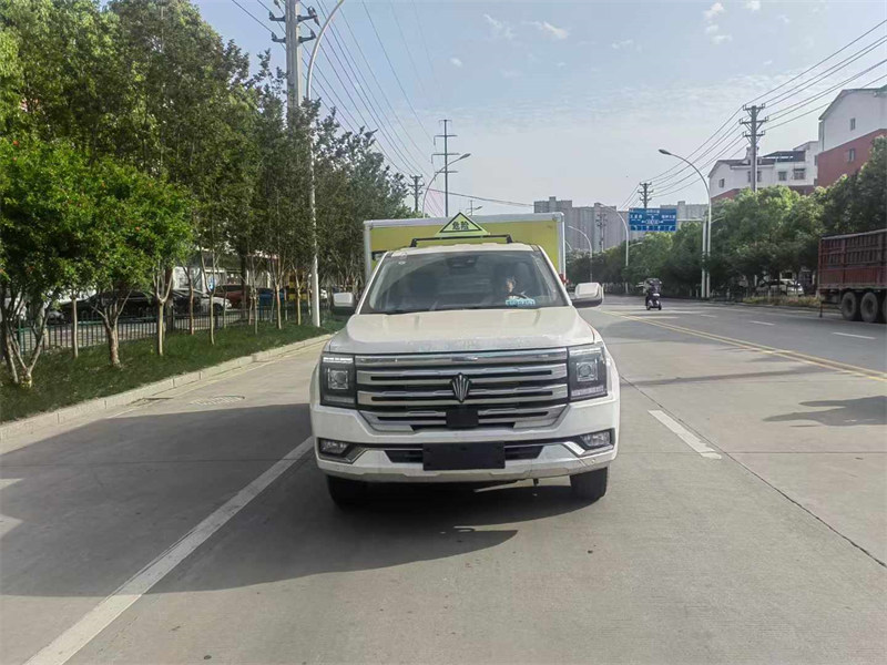 江鈴大道皮卡爆破器材運(yùn)輸車廠家報(bào)價(jià)額載能力強(qiáng)