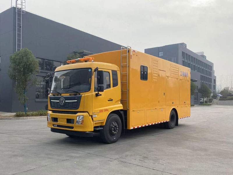 程力威牌天錦5000方排澇救險車