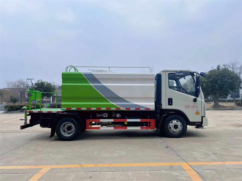 福田H2系列7方方罐路面養(yǎng)護(hù)車廠家優(yōu)惠價(jià)格