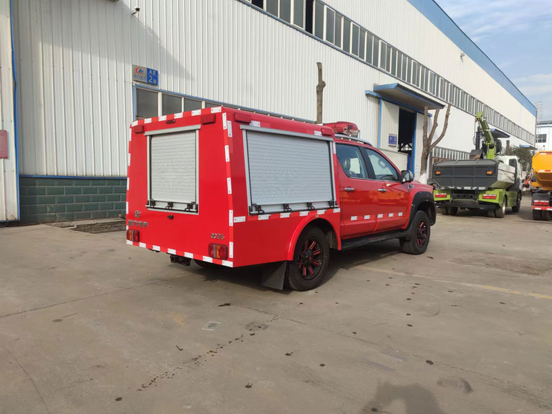 福田皮卡將軍G9汽油四驅(qū)自動檔-器材消防車