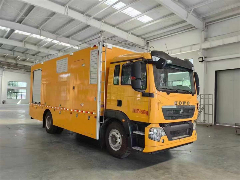 重汽豪沃大流量排水車性能卓越的排水搶險車