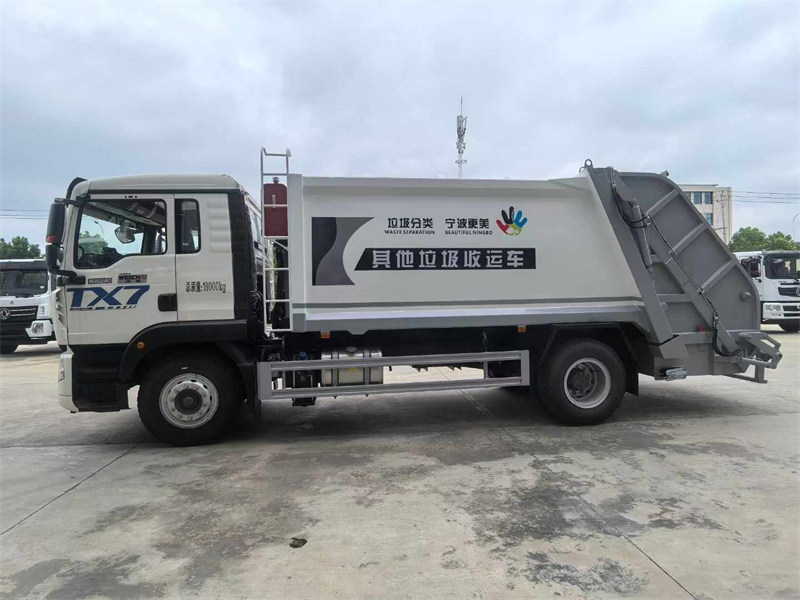 重汽豪沃TX型壓縮式垃圾車廠家直銷