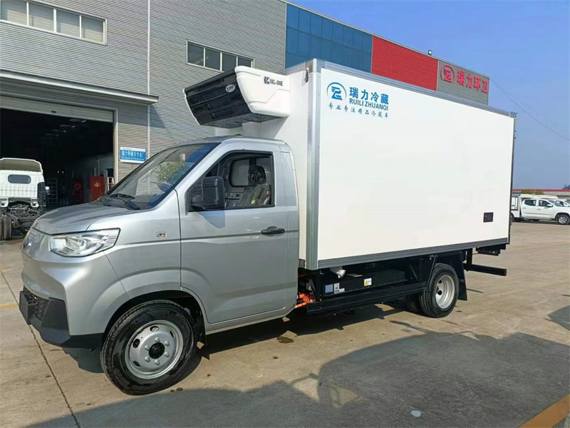 開瑞純電冷藏車整車型號RLQ5030XLCBEV