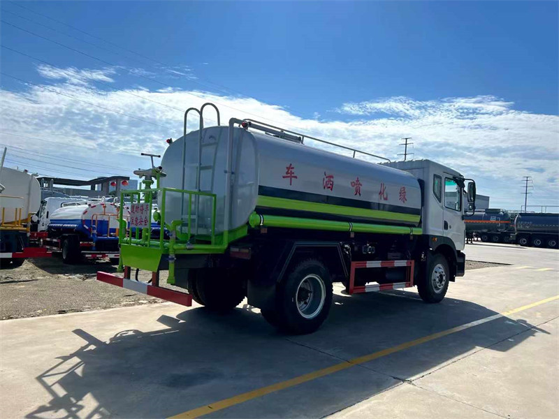 東風D9玉柴12.5方灑水車3950mm軸距設(shè)計