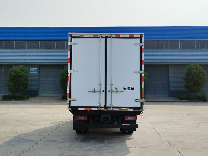 福田時代領(lǐng)航大G輕卡BJ5044XLC8JBA-54冷藏車