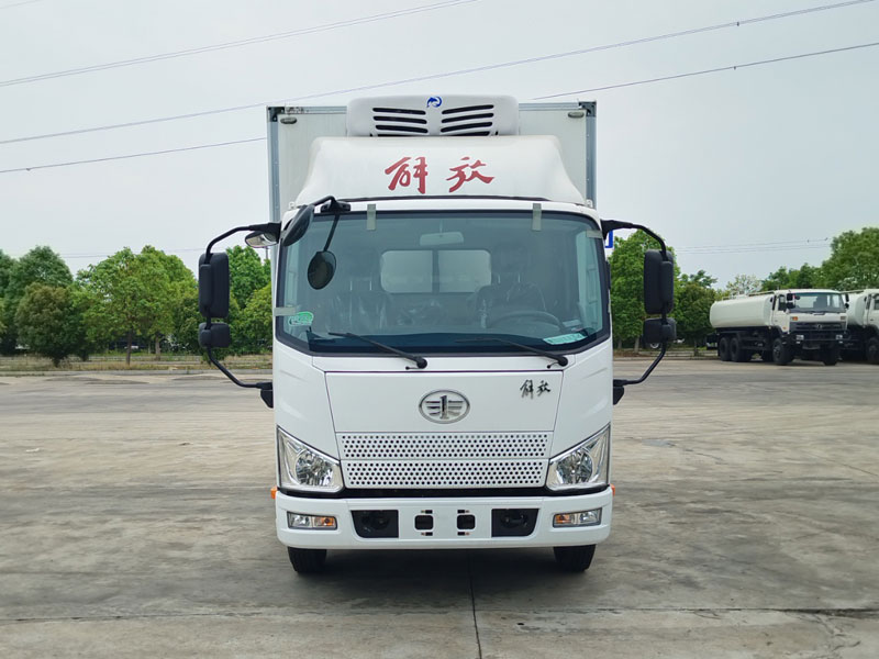 4.2米解放J6F“冰冰”冷藏車