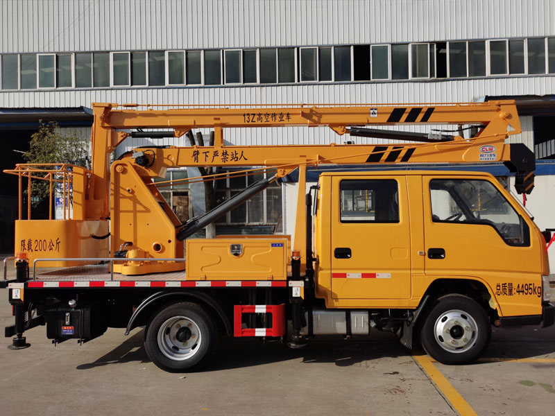 程力華鑫江鈴順威13米高空作業(yè)車
