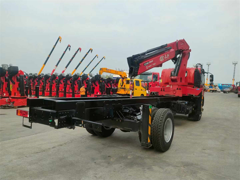 解放虎6G隨車(chē)吊卓越性能與品質(zhì)的完美結(jié)合