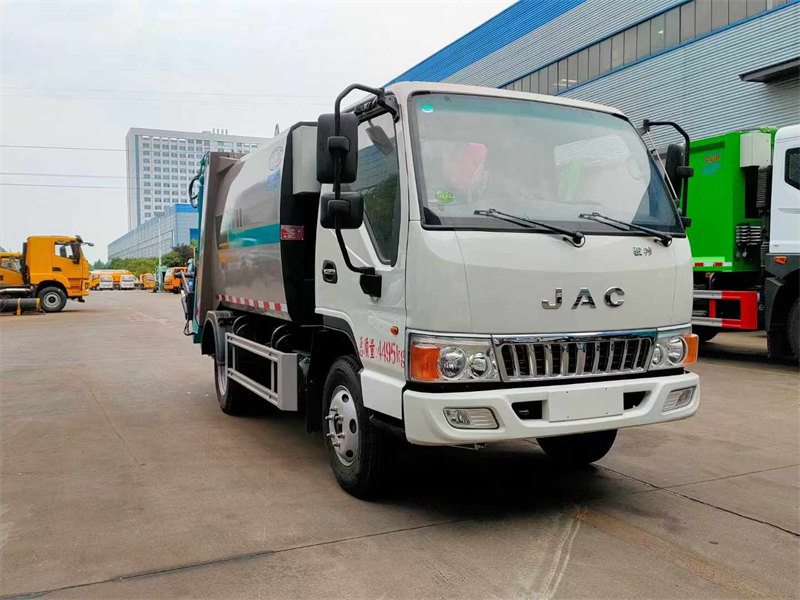 江淮駿鈴E3藍(lán)牌壓縮垃圾車行業(yè)中的卓越之選