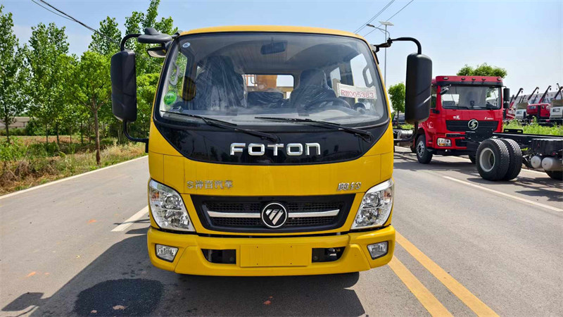 福田奧鈴高效能雙排座隨車吊的詳細介紹