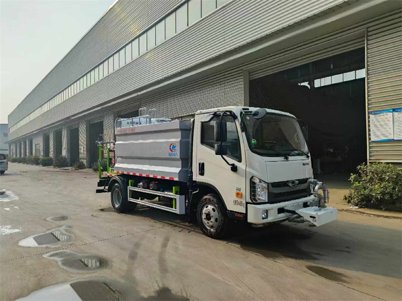 福田藍牌7方灑水車152馬力帶霧炮