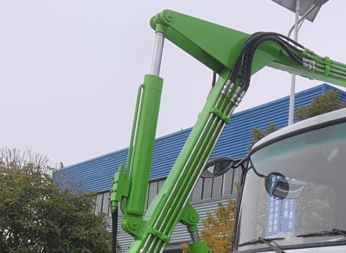 東風D9隧道清洗車參數(shù)-淤泥機