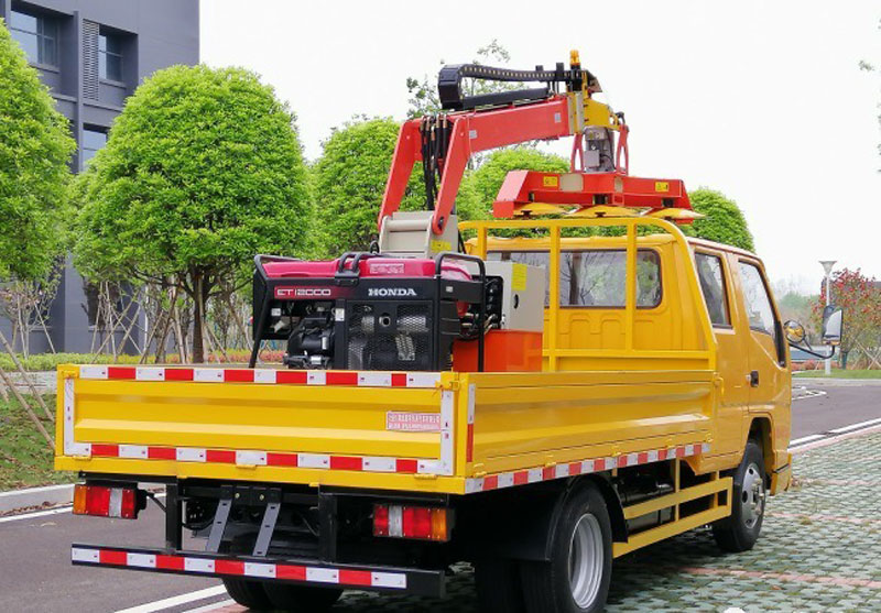 綠籬修剪機(jī)