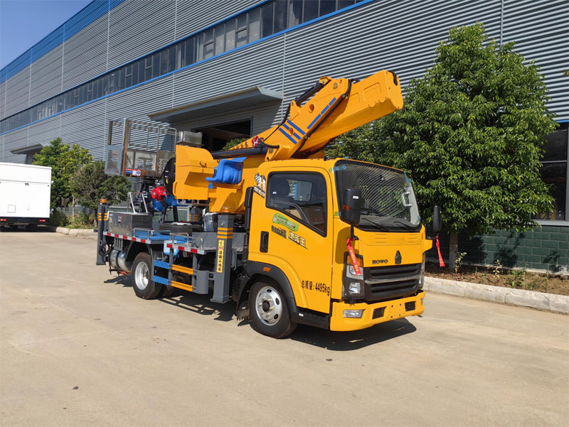 國六重汽豪沃藍牌31米高空作業(yè)車-程力華鑫