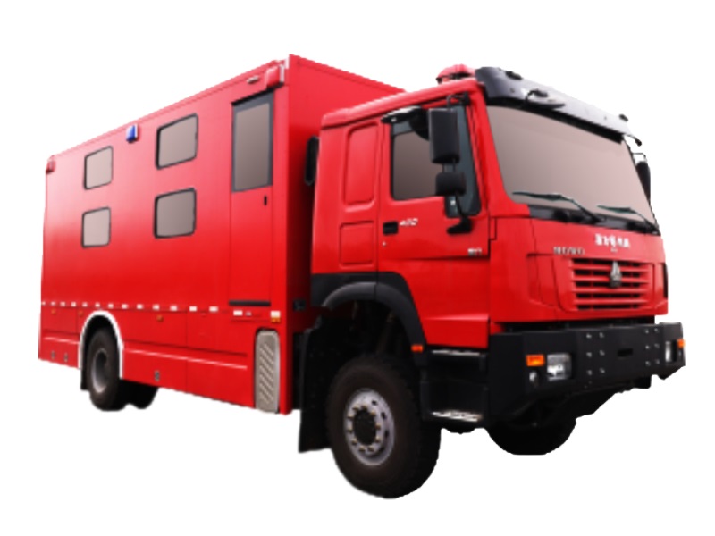 重汽王牌8人宿營(yíng)車（4X4）