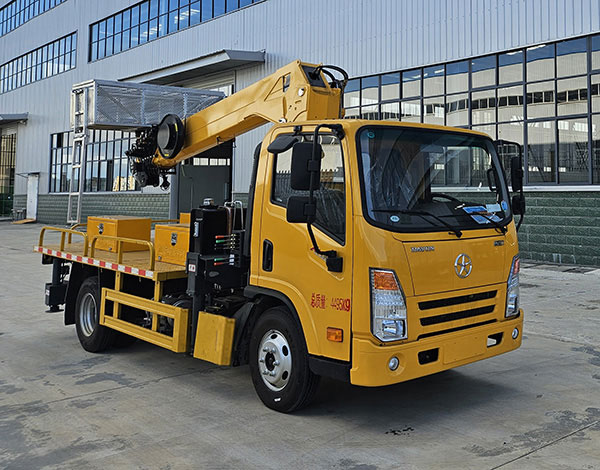 RRR5041XJXG抽油機(jī)檢修車(chē)