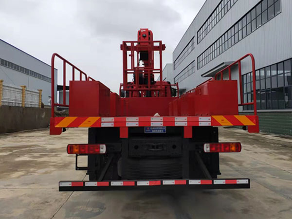 ABC5180XJXCA6抽油機檢修車