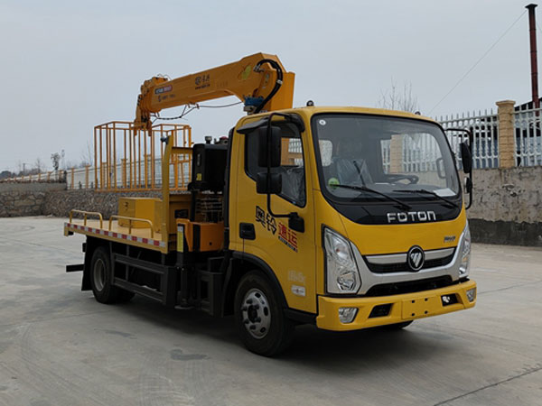 ABC5047XJXBJ6抽油機(jī)檢修車
