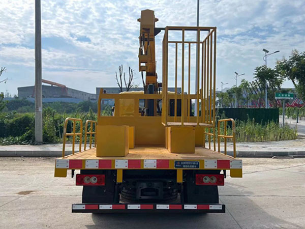 ABC5049XJXBJ6抽油機檢修車