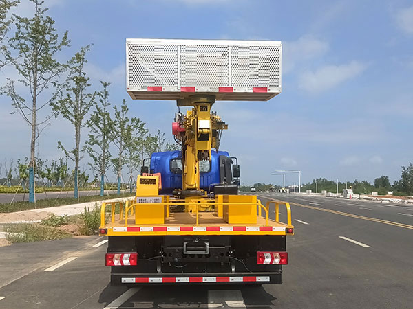 RRR5040XJXH6抽油機檢修車