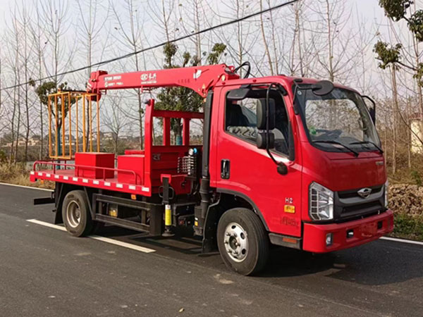 ABC5045XJXBJ6抽油機(jī)檢修車
