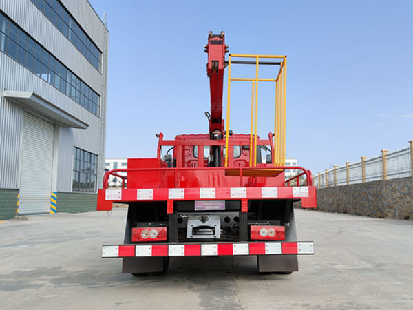 ABC5045XJXBJ6抽油機(jī)檢修車