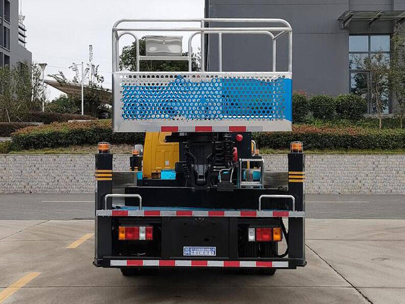 程力CL5041XJX6ADS抽油機(jī)檢修車