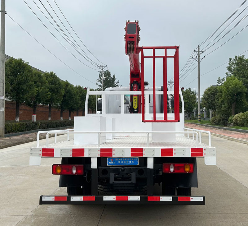 ABC5045XJXDF6抽油機檢修車