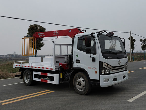 ABC5049XJXEQ6抽油機檢修車