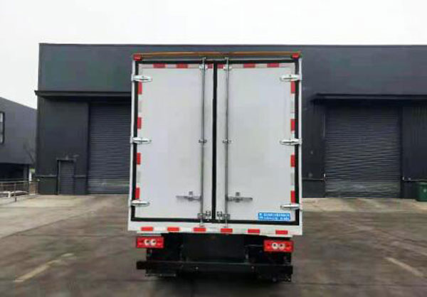 CLW5040XCTB6靜力觸探車(chē)